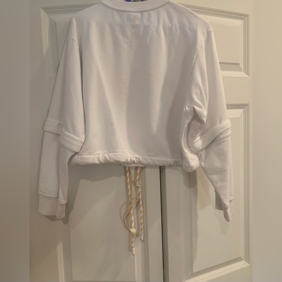 Fendi Logo Embroidered Cropped Sweatshirt - Picture 10 of 12